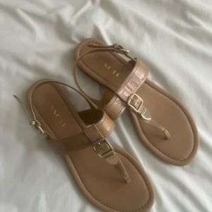 Coach Cassidy Iridescent Pearl Patent Platinum/Beige Size 8